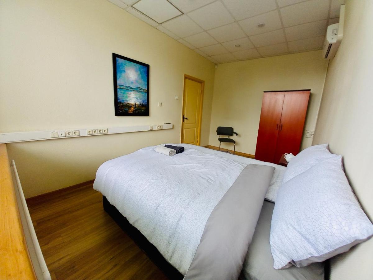 Hostelis R27 Aizpute Exterior foto