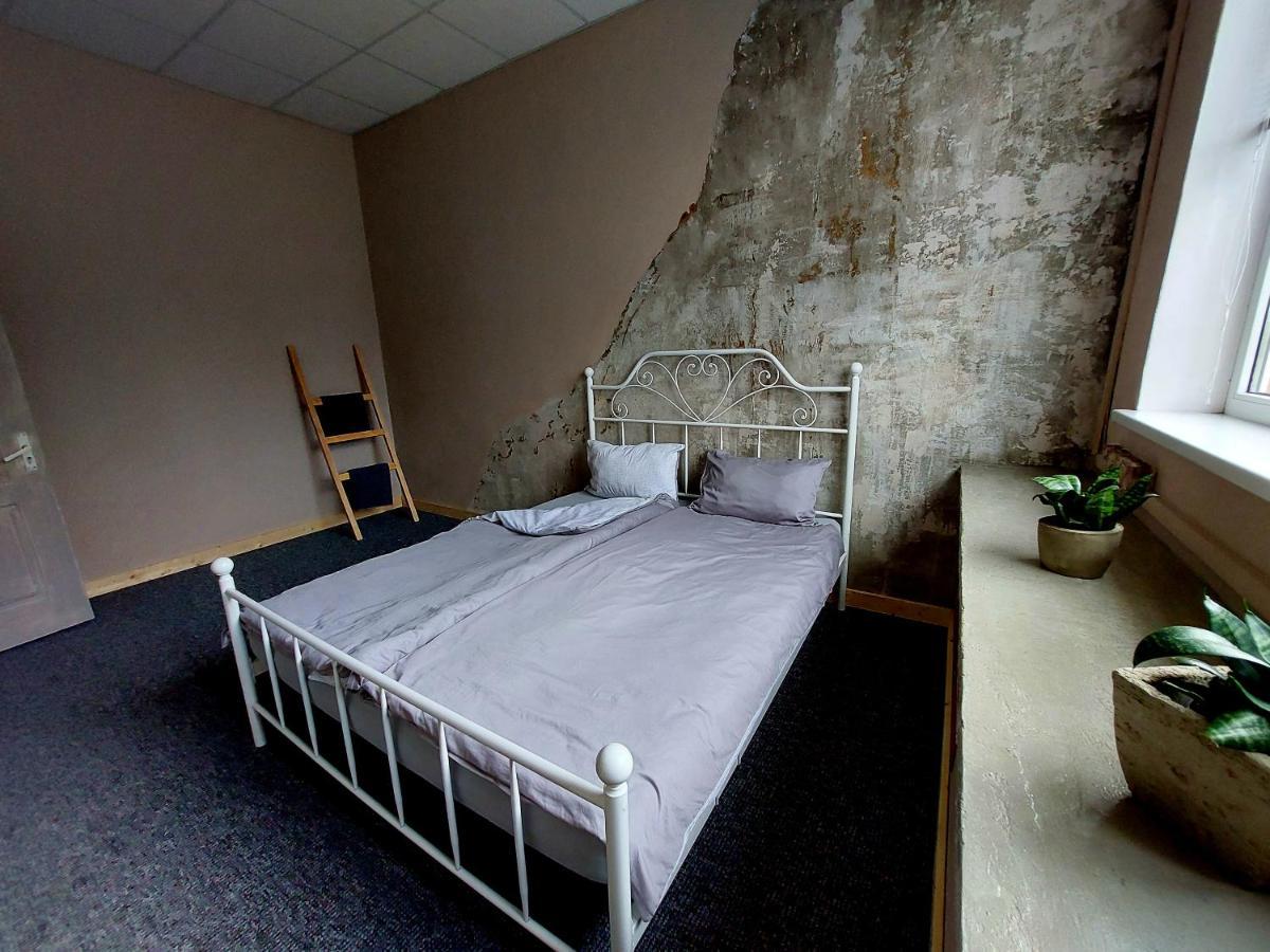Hostelis R27 Aizpute Exterior foto